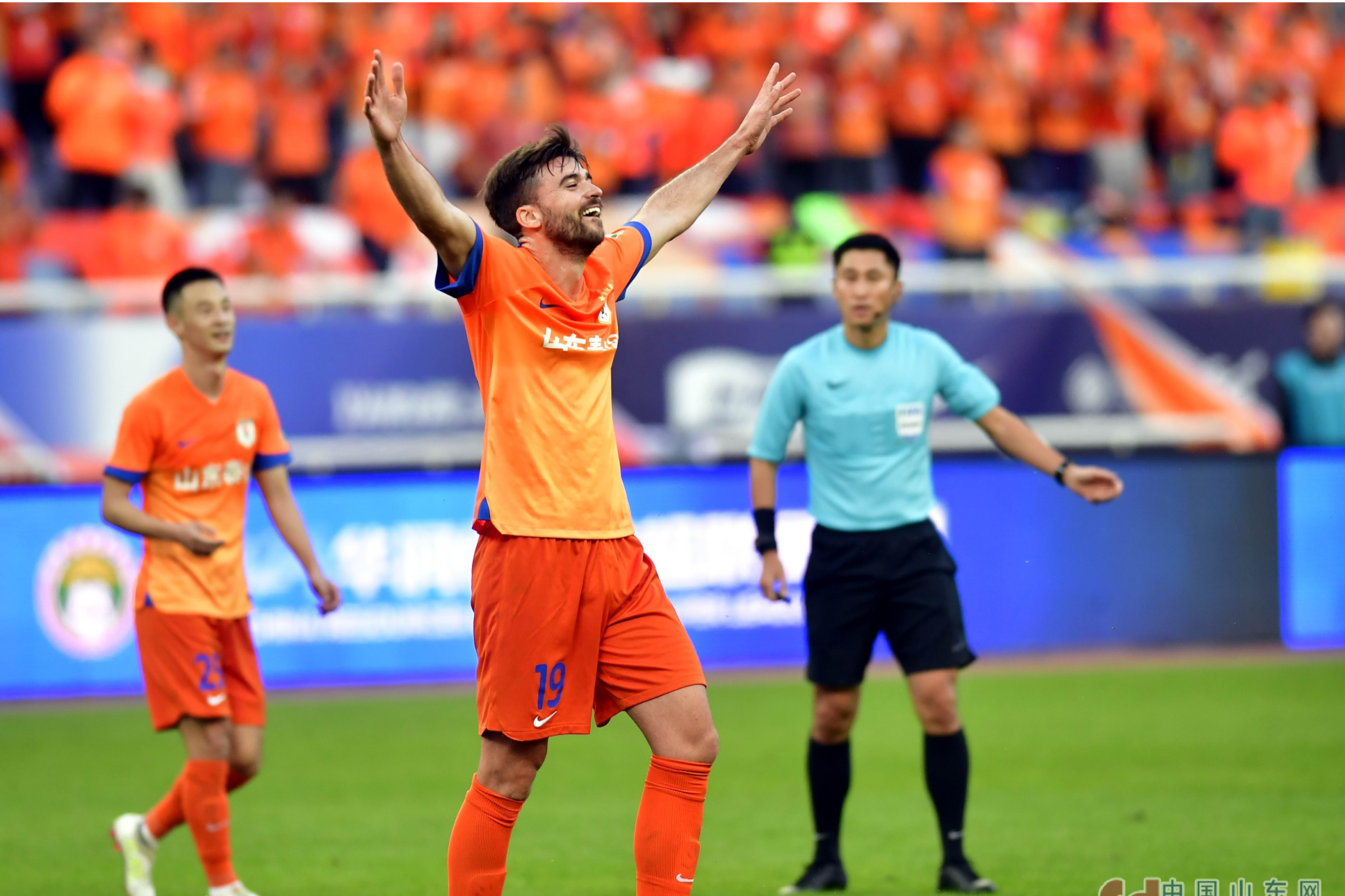 中超收官戰(zhàn)泰山隊主場小勝梅州客家位列賽季第五 梅州客家降級 